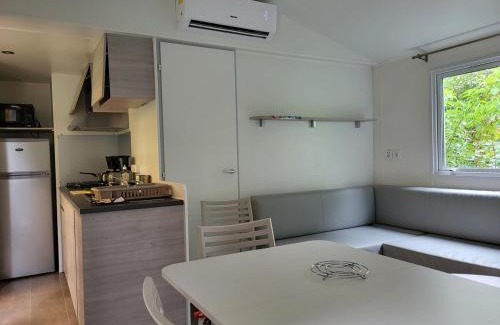 Ivry-la-Bataille Chalet De Ski | Mobile home 6P XL Climatisation TV WIFI parcelle XXL au calme