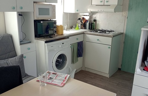 Barzan Maison | Mobile home 7/pers, in campsite located in barzan 17kms from Royan with swimming pool.
