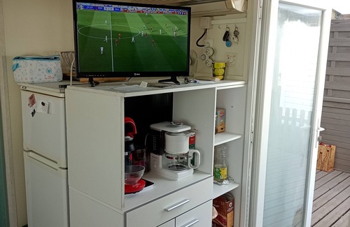 Barzan Maison | Mobile home 7/pers, in campsite located in barzan 17kms from Royan with swimming pool.