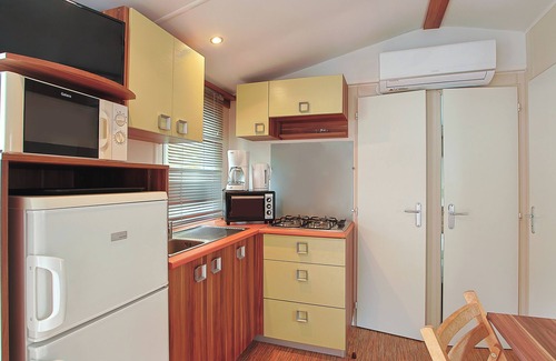Angles Location De VR | Mobile Home "Le Marie Elodie 85" avec 2 piscines partagées, terrasse privée et Wi-Fi