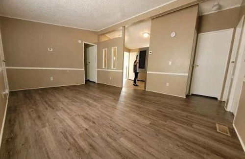 Sunrise Manor Appartement | Mobile Manufactured Reservation Book 7 Nights