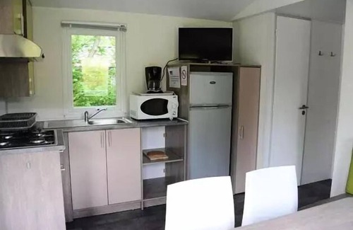 Saint-Paul-de-Vezelin Maison | Mobilhome 31 m2/3 Schlafzimmer - Terrasse halbbedeckt + TV + Klimaanlage 6 Personen