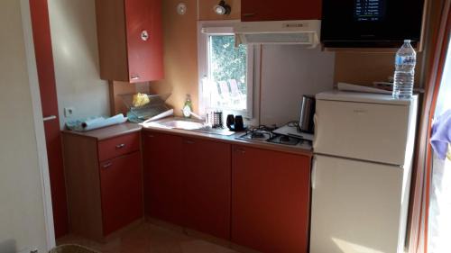 Saint-Martin-de-Crau Autre | Mobilhome & Piscine - Sud-Alpilles - Oliveraie bio