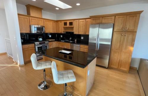 Fort MacArthur Maison | Mod2bd2ba ShowstoprViews. BBQ. Garage.