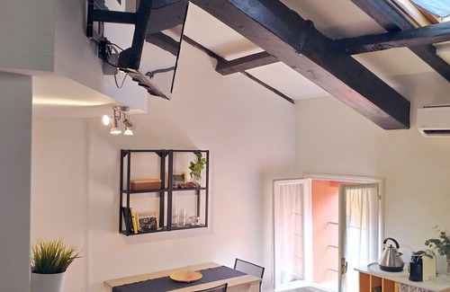 Old Town Appartement | Modena Centro Suite del Vicolo with free parking