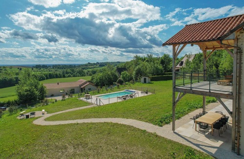 Saint-Medard-d'Excideuil Maison | Modern vacation home with private pool on estate with golf. Pets allowed!