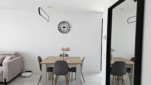 Bobrov Appartement | Moderný apartmán 2 s veľkou terasou