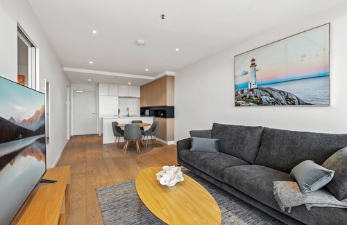 Flemington Appartement | Modern 1-Bed & City Views, Steps from Racecourse