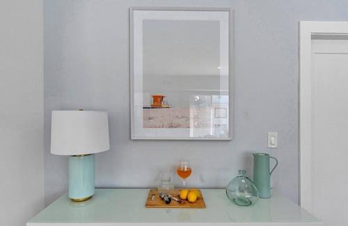 Hendricks and Venice Isles Appartement | Modern 1-bedroom apartment, Walk to Las Olas Blvd and Beach, Free parking
