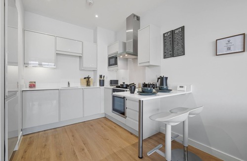 Potters Bar Appartement | Modern 1 Bedroom Apartment |16 minutes to Central London