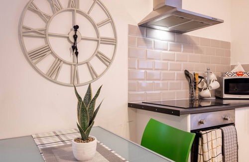 Chadwell Appartement | Enjoy In This Comfortable 1Bed Apartment with Fully Equipped Kitchen in Chadwell
