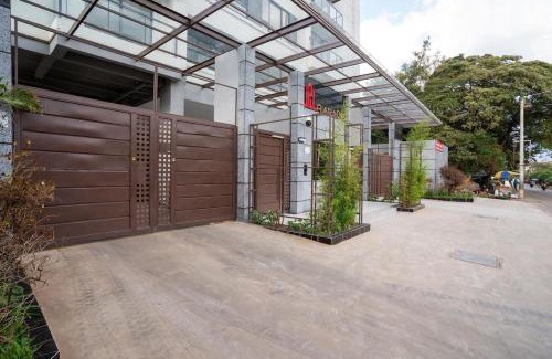 Kilimani Appartement | Modern 1-Bedroom Apartment, with heated pool