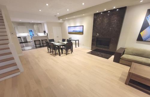 Cardozo Maison | Modern 1 block from Metro subway Minutes to Capital, Museums and National Mall