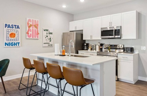 Near East Columbus Appartement | Modern 1BR/1BA Comfort in Columbus