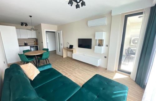 Plovdiv Center Appartement | Modern 1BR Apart with Hill View & Parking