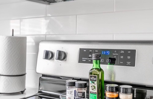 Hamilton Appartement | Modern 1BR Apartment in Corktown Hamilton!