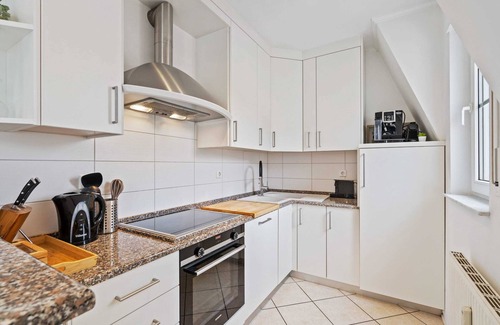 Soleuvre Appartement | 1BR Beautiful Penthouse w Balcony, Parking and BBQ