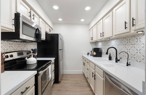 South Scottsdale Copropriété | Modern 1BR in Old Town | Heated Pool Access