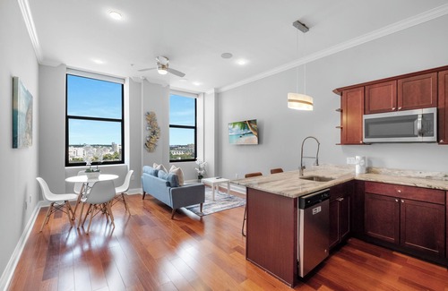 Olde Kensington Appartement | Modern 1BR w/ Pool & Gym