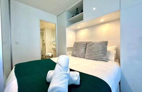 Melbourne Central Business District Appartement | Modern 1BR West Melbourne Gateway