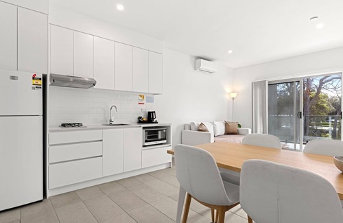 Callala Beach Appartement | Modern 2 Bed Apartment - 6 Min walk to beach