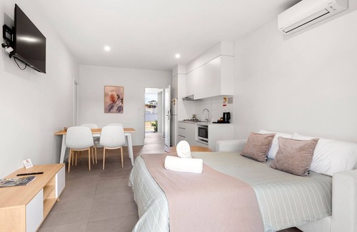 Callala Beach Appartement | Modern 2 Bed Apartment - 6 Min walk to beach