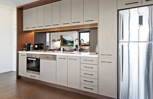Essendon Appartement | Modern 2-Bed Essendon Apartment With Views