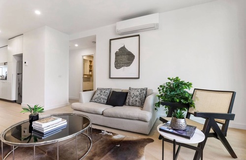 Ivanhoe Appartement | Modern 2-Bed Ivanhoe unit with Parking