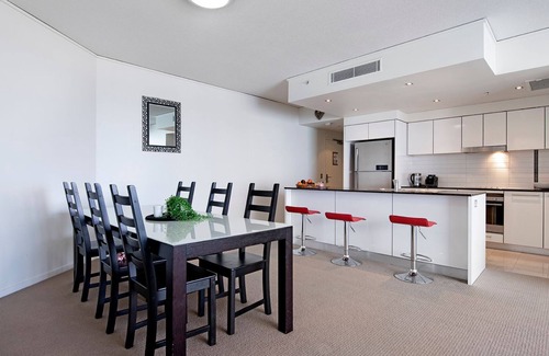 Broadbeach Appartement | Modern 2 Bedroom Apartment in Sierra Grand
