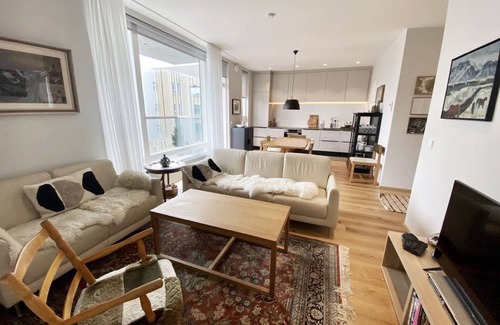 Hliðar Appartement | Modern, 2-bedroom apartment 15min walk from downtown Reykjavik. Free parking.