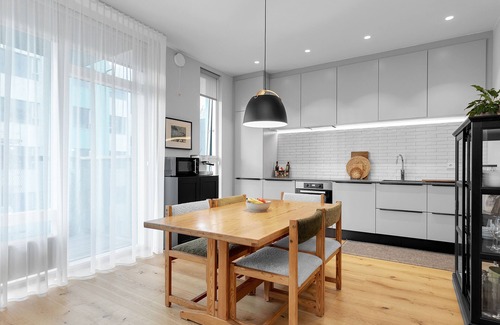 Hliðar Appartement | Modern, 2-bedroom apartment 15min walk from downtown Reykjavik. Free parking.