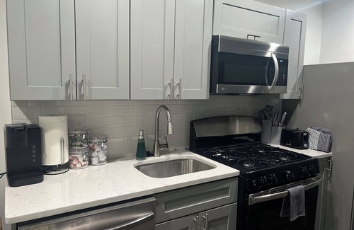 Anacostia Appartement | Modern 2-Bedroom Apartment in Vibrant DC