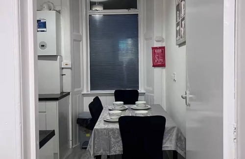 Haymarket Appartement | Modern 2 bedroom apartment close to city centre !