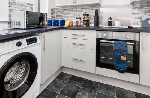 Glasgow Appartement | Modern 2 bedroom apartment with parking and wifi.
