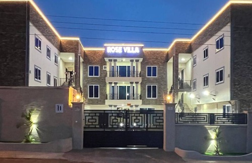 Gbawe Appartement | Modern 2-Bedroom Apartment Near Beach - Rose Villa Accra Suite F2