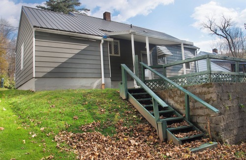 Binghamton Maison | Modern 2-bedroom house in Binghamton - Close to hospitals / university