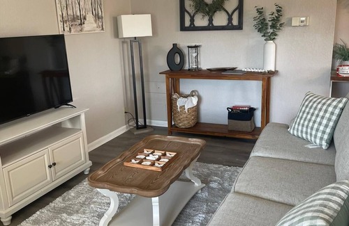 Taylor Maison | Modern 2-bedroom townhome with fenced yard in welcoming Taylor
