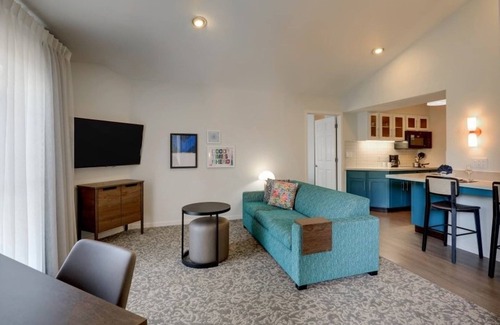 Sunnyvale Station Balnéaire | Great Games at Twin Creeks Sports Complex! Pets Allowed, Swimming Pool!