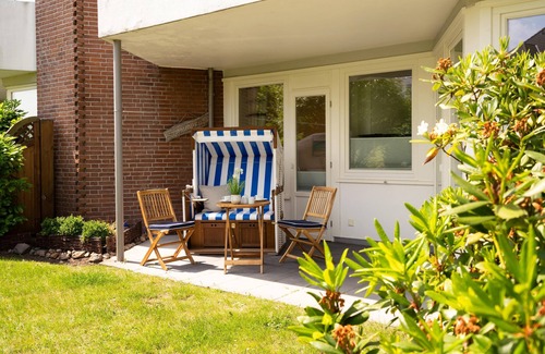 Westerland Appartement | Modern 2-room apartment with terrace, parking space, WLAN. Pets allowed.