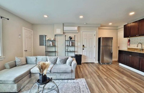 Anacostia Appartement | Modern 2bd 1b apt#4 Historic DC