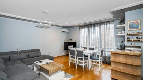 Mladost Appartement | Modern 2BD in Mladost District - Free Parking by Flat Manager