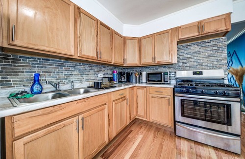 Forestview Maison | Modern 2Bdrm Westchester Home with brand-new out door HOT TUB