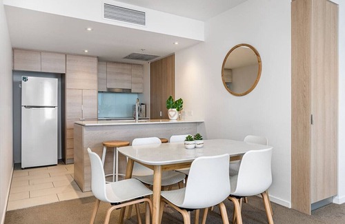 Broadbeach Copropriété | Modern 2BR Broadbeach - Ocean & Hinterland Views
