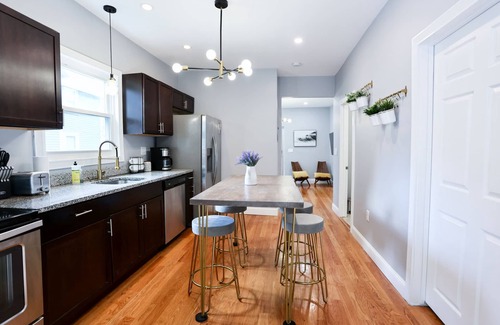 Melrose Appartement | Modern 2BR/ Close to Boston with a lovely outdoor space