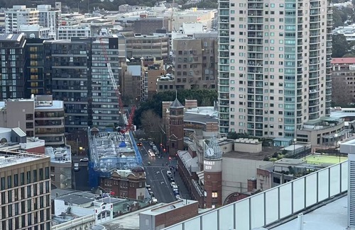 Peakhurst Appartement | Modern 2BR Gem in Sydney CBD
