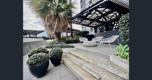North Melbourne Appartement | Modern 2BR, Gym & Parking