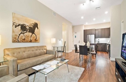 Shoreline West Appartement | Modern 2BR | Ideal for Business | Free WiFi | Downtown Mopuntain View