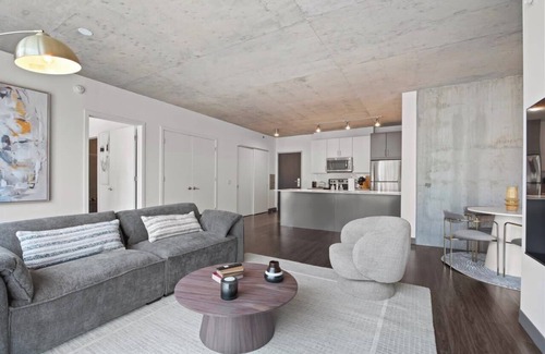 Downtown Chicago Appartement | Modern 2BR in The Loop + Panoramic City Views