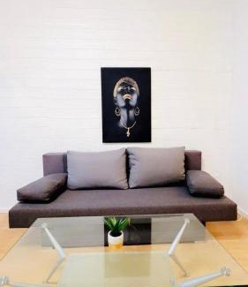 Klosterneuburg Appartement | Modern 2BR Stay for 5 Prime Location