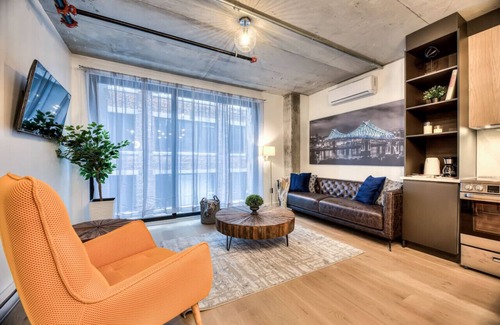 Cite Multimedia Appartement | Brand NEW Old Montreal 2 BD Modern Suite Hotel B4
